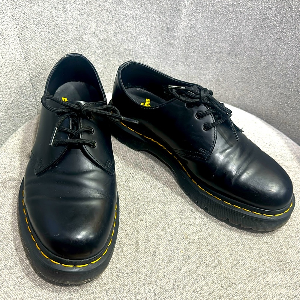 Dr. Martin 1461 Smooth Leather Oxford - US Men 9/Women 10 - worn once